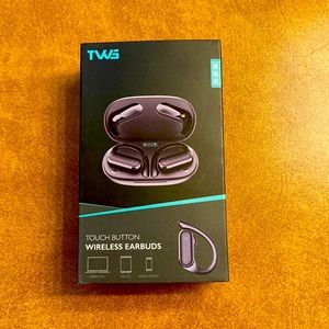 True Wireless Headset. (Black) Over the ear EarPods with 10hours listening time.